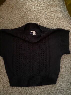 DKNY Black Cable-Knit Short-Sleeve Cowl Neck Sweater